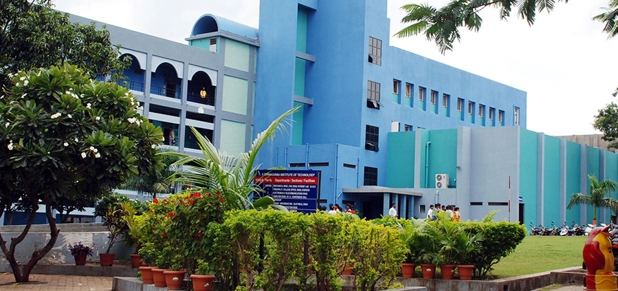 Vishwakarma Institute of Technology campus