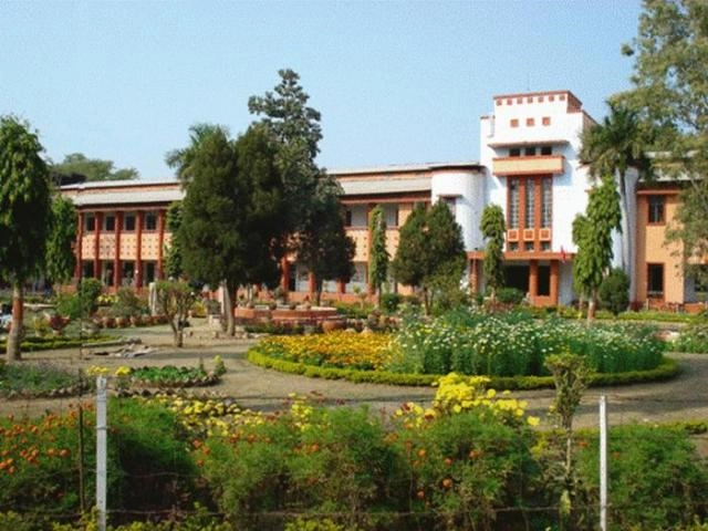 Jabalpur Engineering College campus