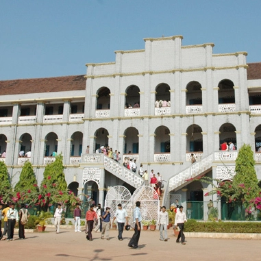 St. Aloysius College (Autonomous) campus