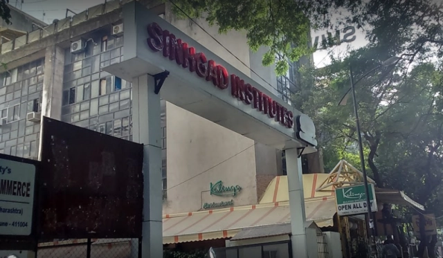 Smt. Kashibai Navale College of Commerce campus