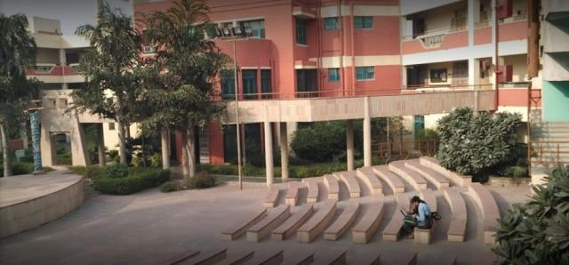 Keshav Mahavidyalaya campus