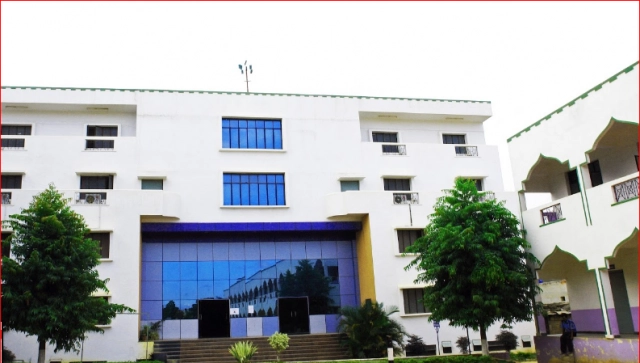 HKBK College of Engineering campus