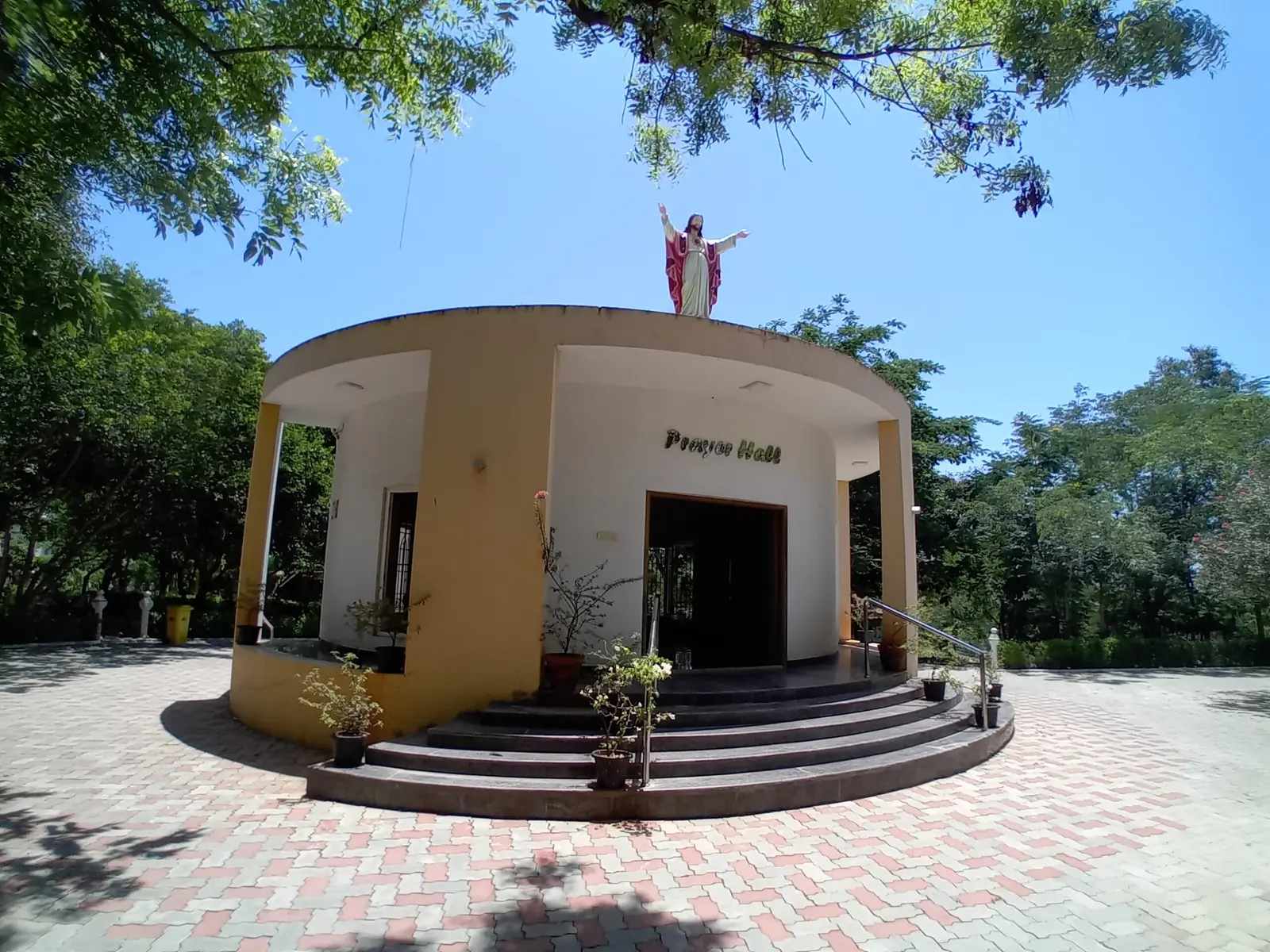 Christ Arts and Science College campus