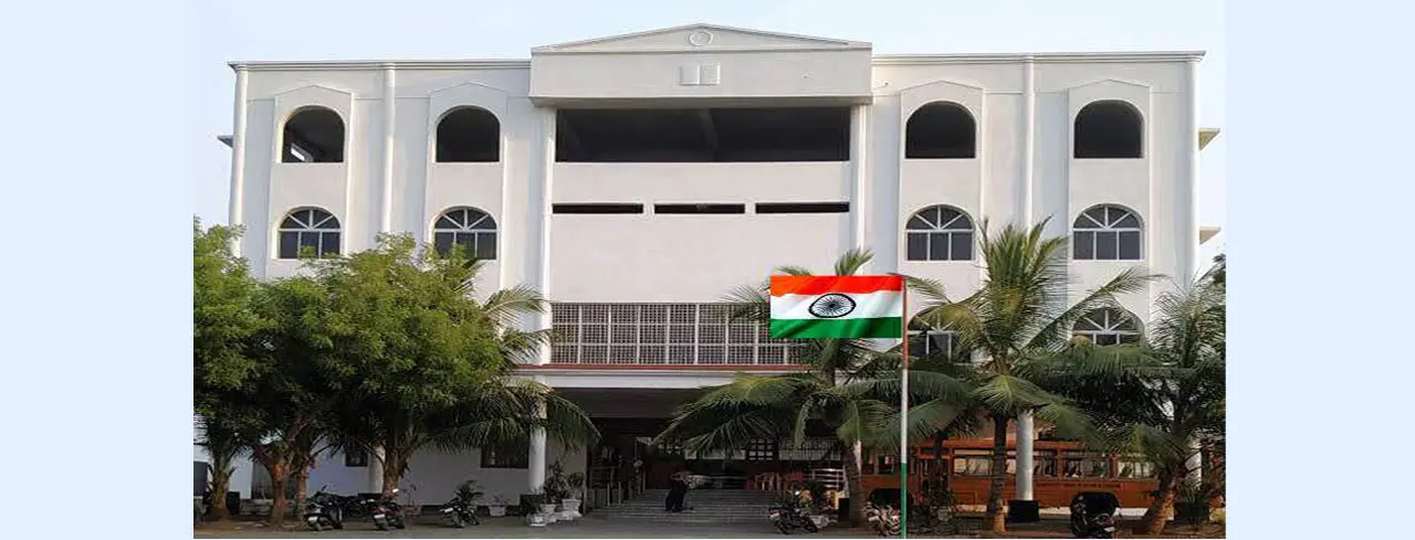 Deccan D.Ed College campus
