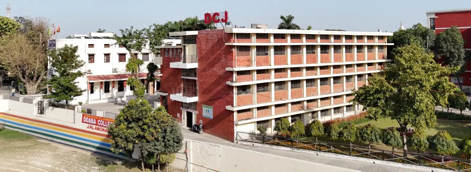 Doaba College Jalandhar campus