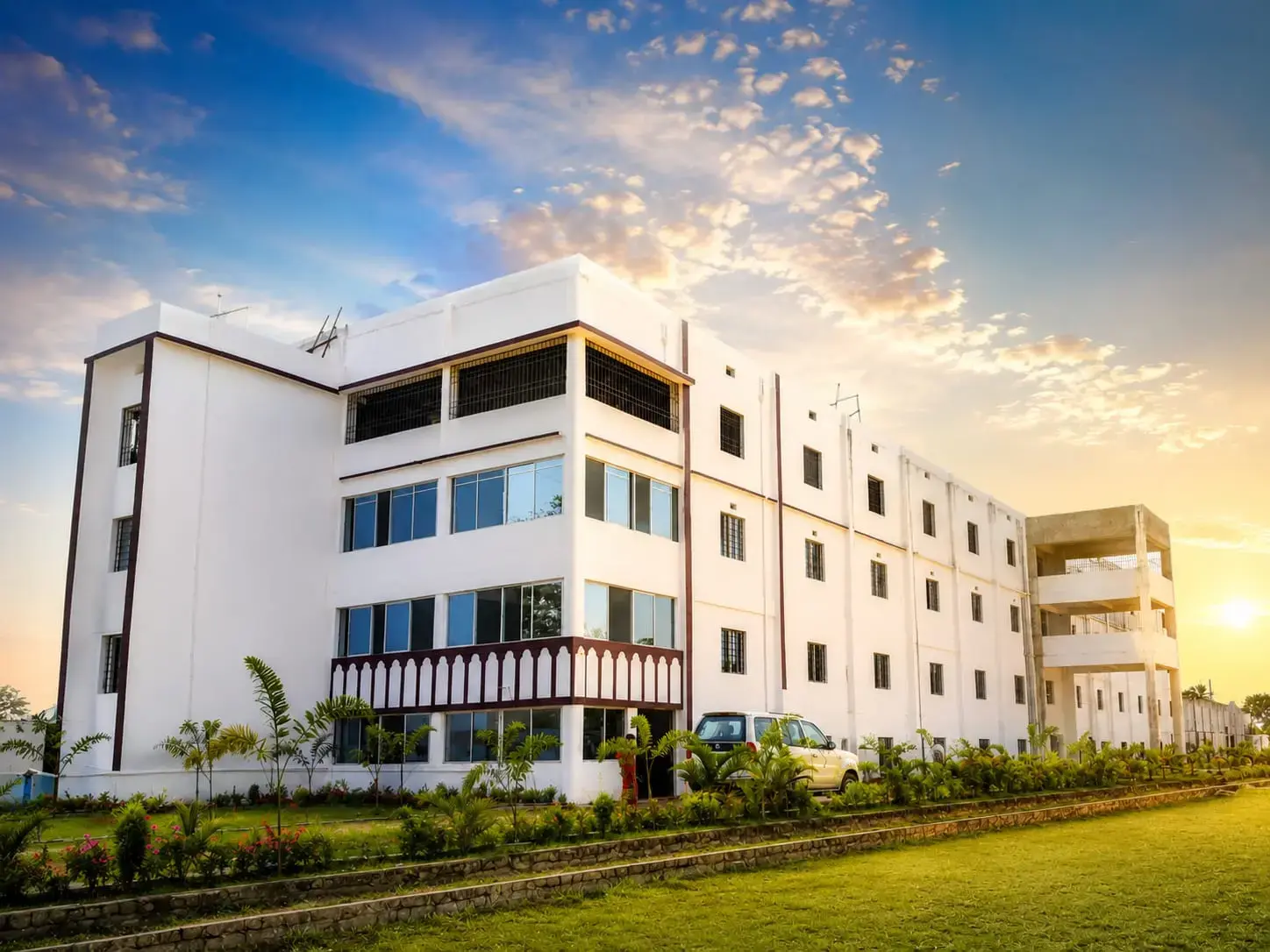 Dr Indira Institute of Nursing and Paramedical campus