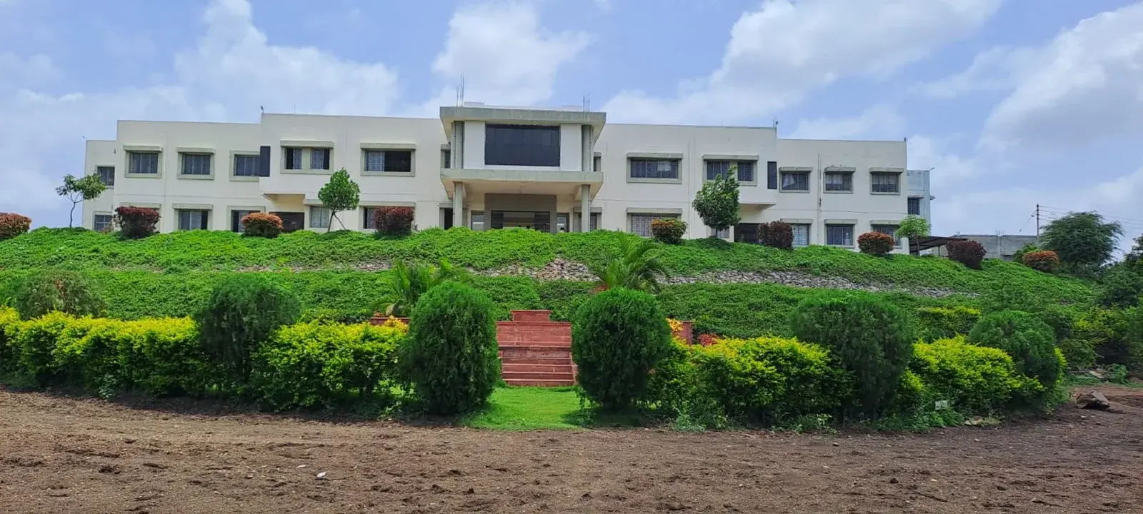 Dr. Rajendra Gode College of Agri. Buldhana campus