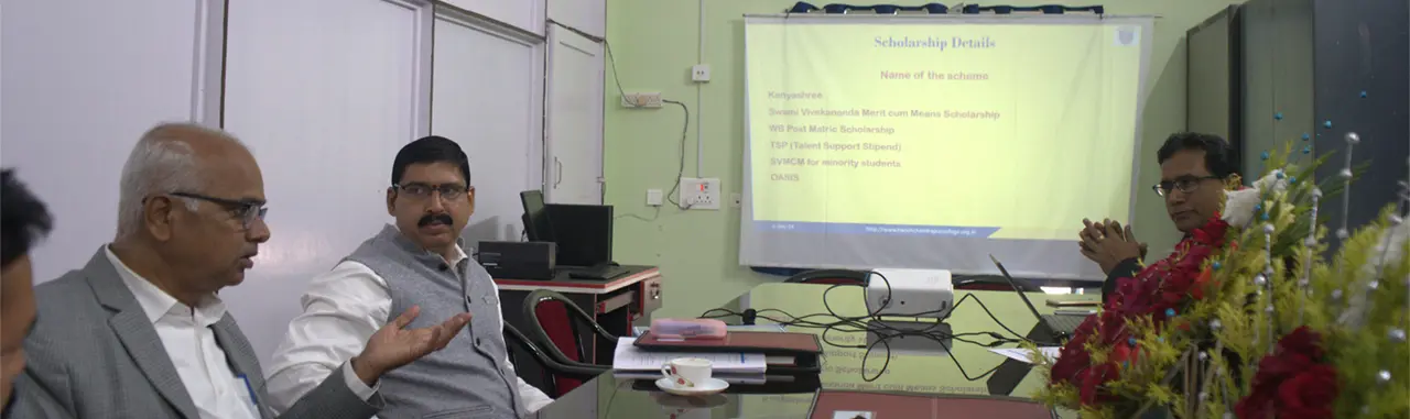 Harishchandrapur College campus