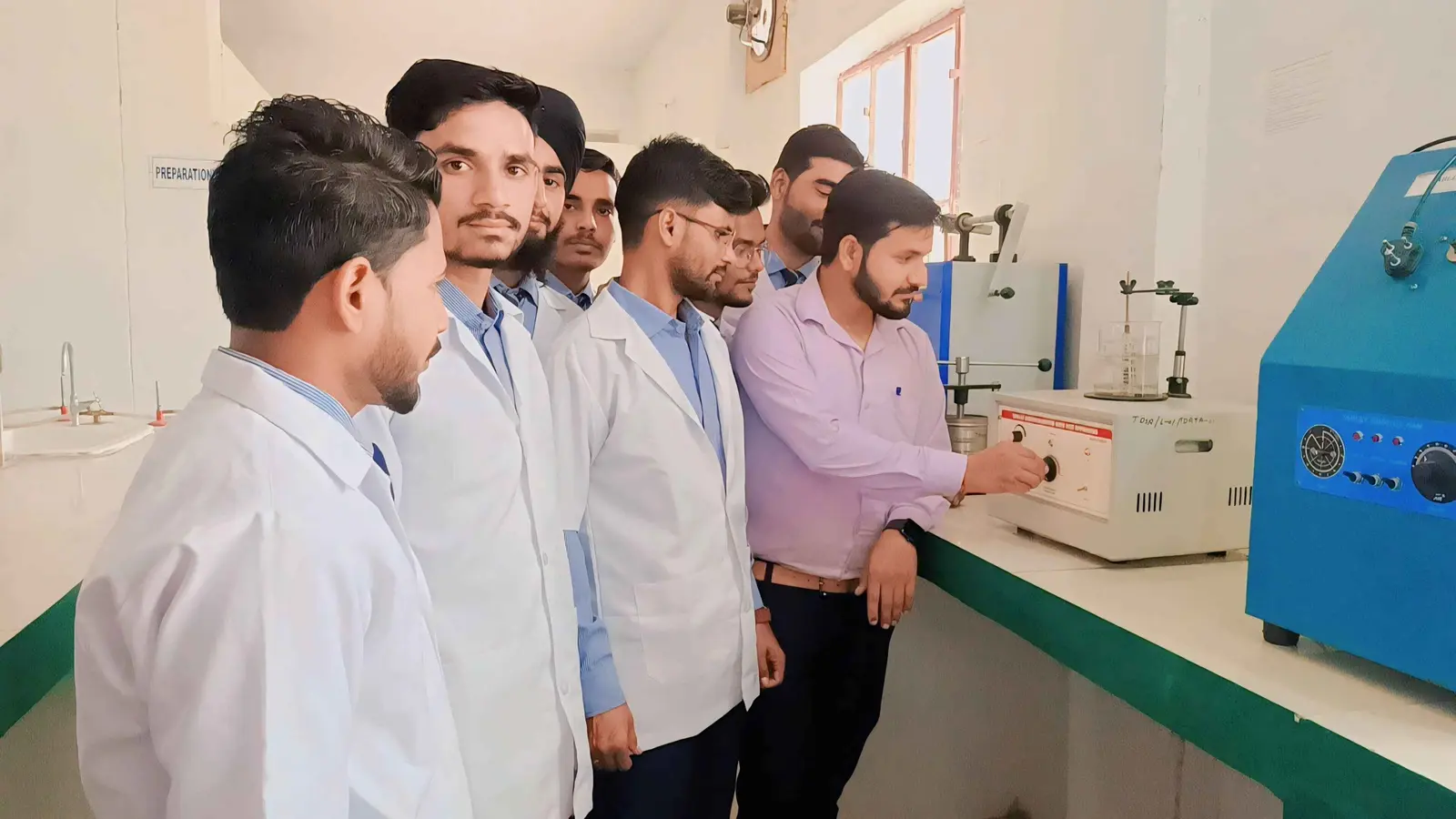 Jdsr Institute of Pharmacy Harpara Nigohi Shahjahanpur campus