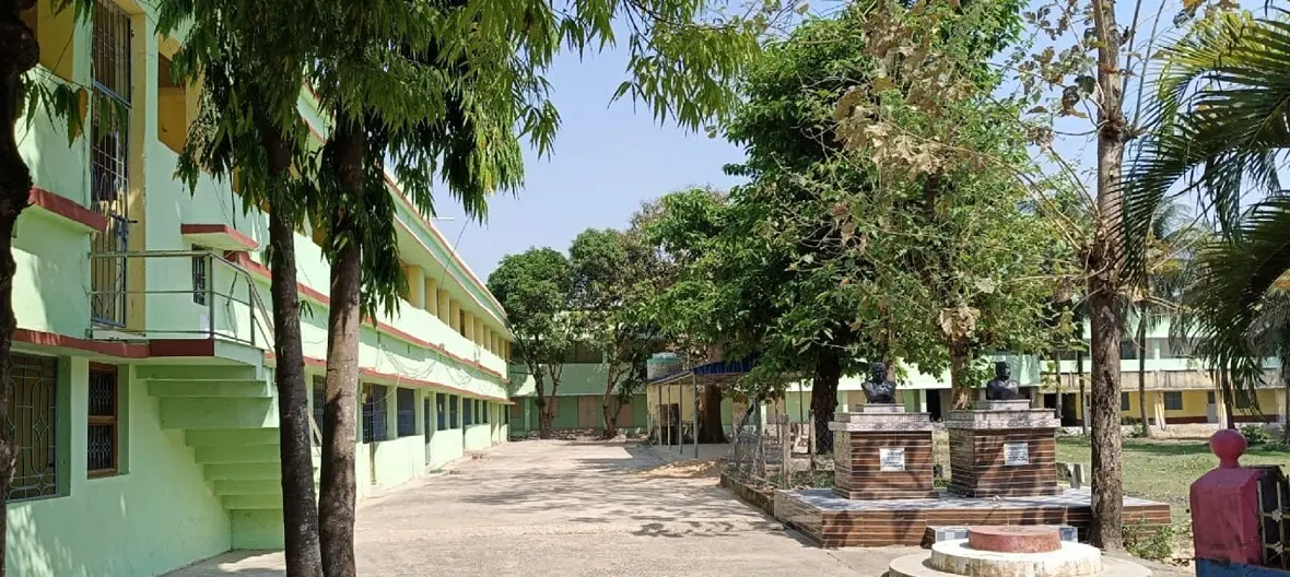 Kaptipada Degree College campus