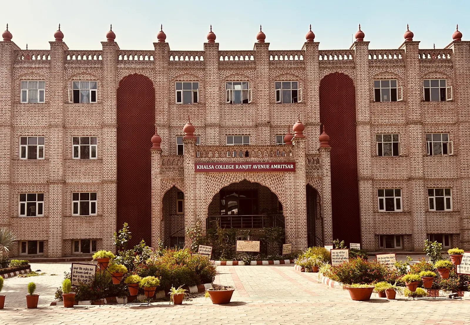 Khalsa College campus