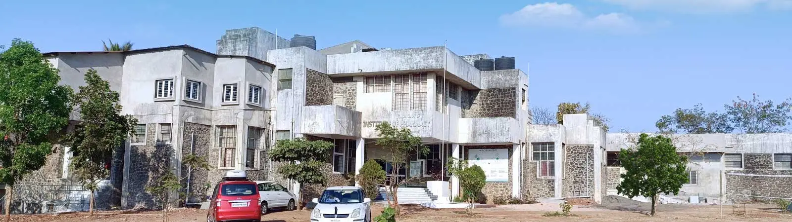 Kolhapur District Chemist Asso. Inst. Of Pharmacy campus