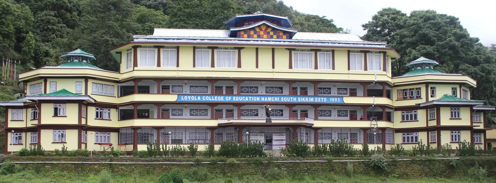 Loyola College of Education campus