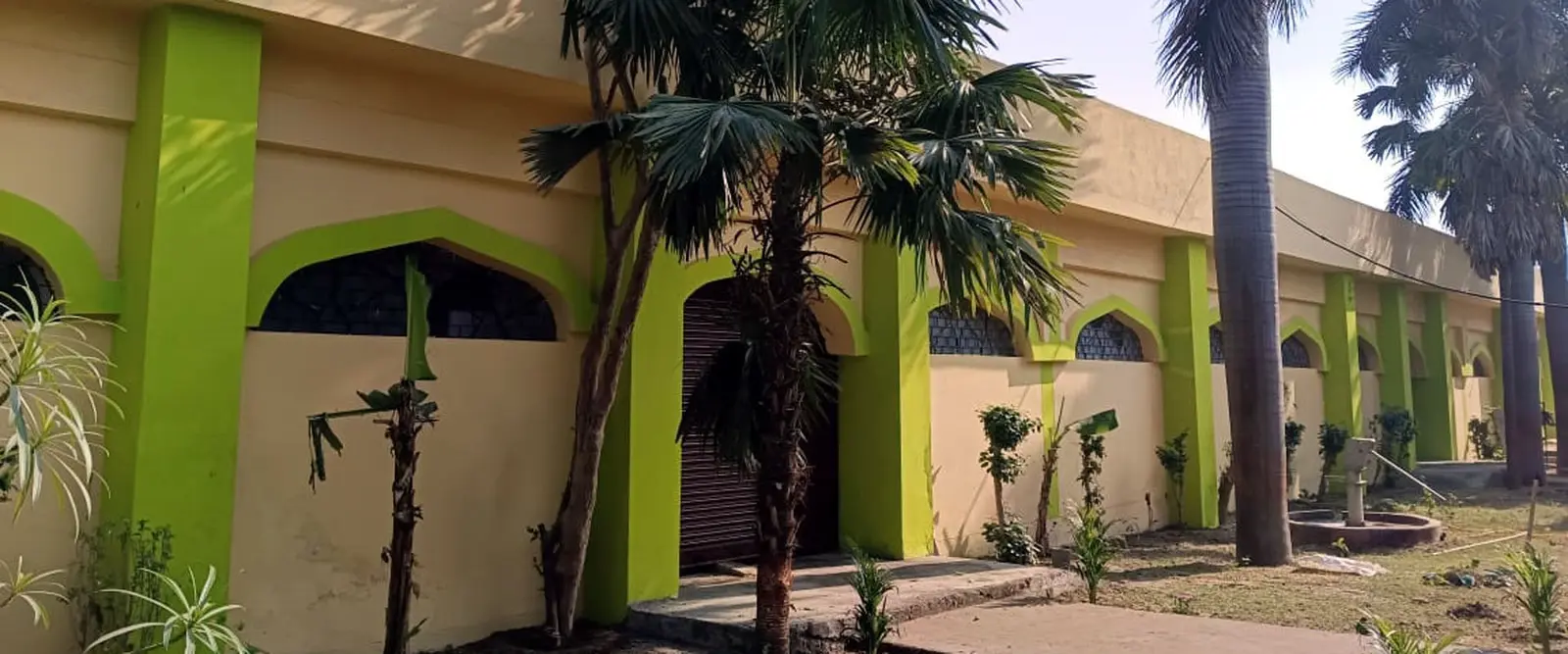 Lucknow College of Pharmacy campus