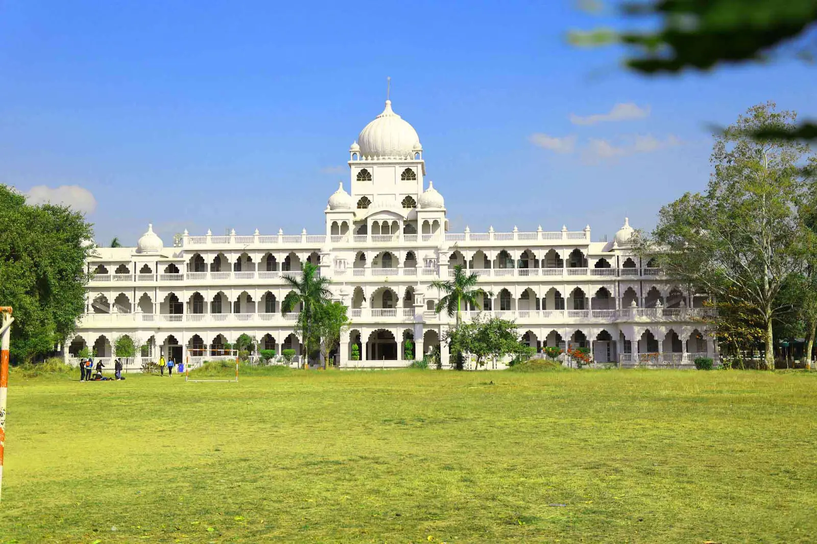 Maharaja Ranjit Singh College of Professional Science campus