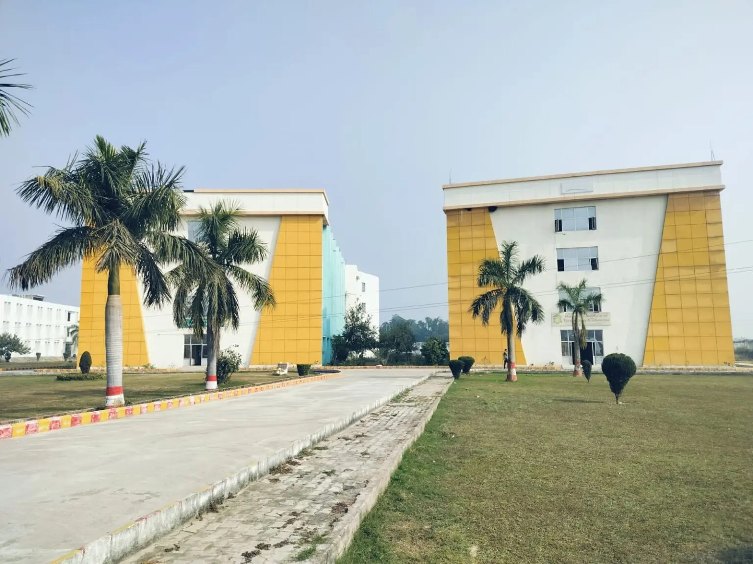 Maharana Pratap School of Pharmacy campus