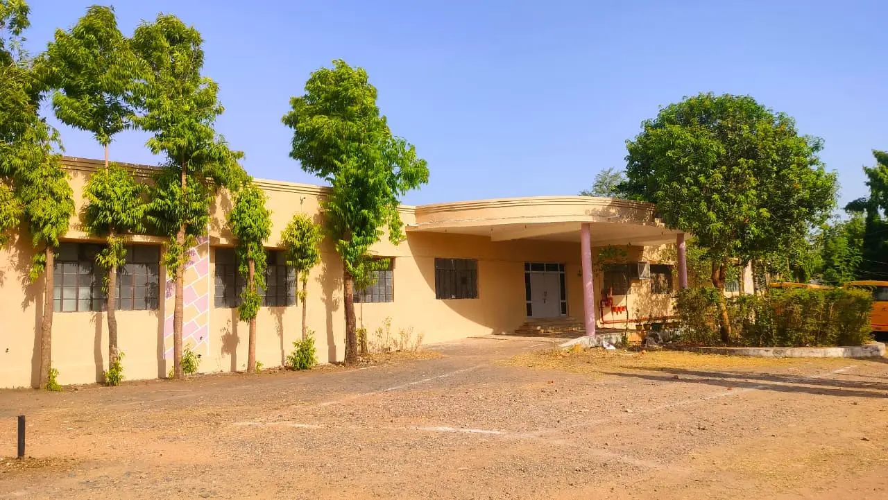 Mahatma Gandhi School of Pharmacy campus