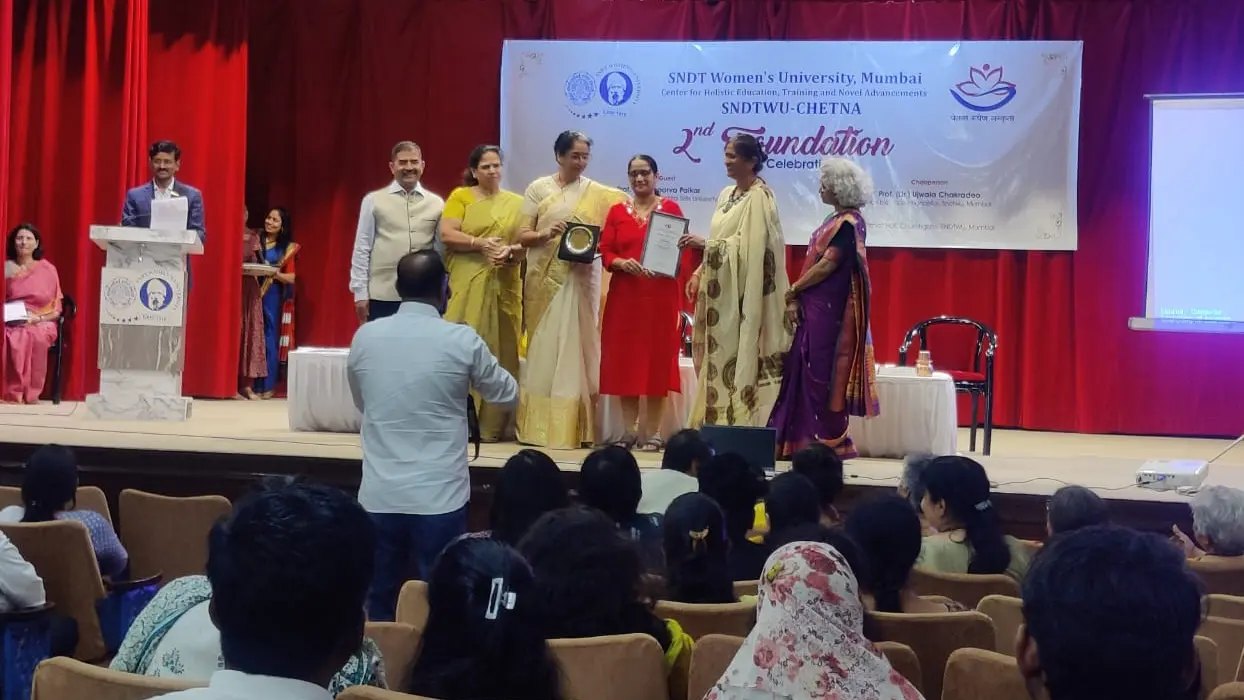 Maniben Nanavati Women's College campus
