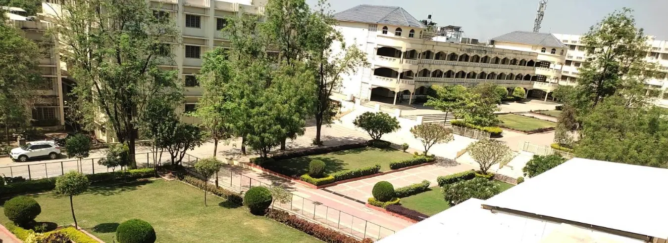 Maulana Azad Educational Trust's Y.B.Chavan College of Pharmacy, Roza Bagh, Aurangabad. campus