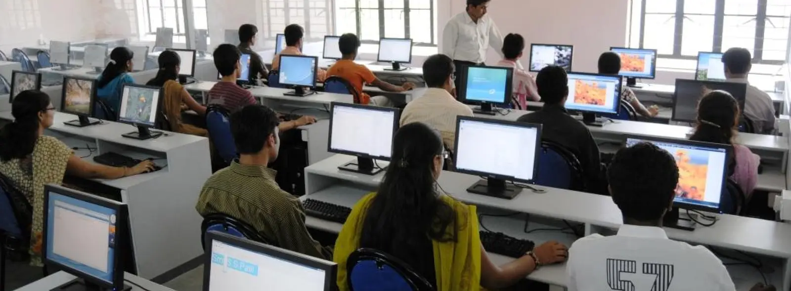 Mgts Mandal'S Sharadchandrika Suresh Patil Institute of Technology campus