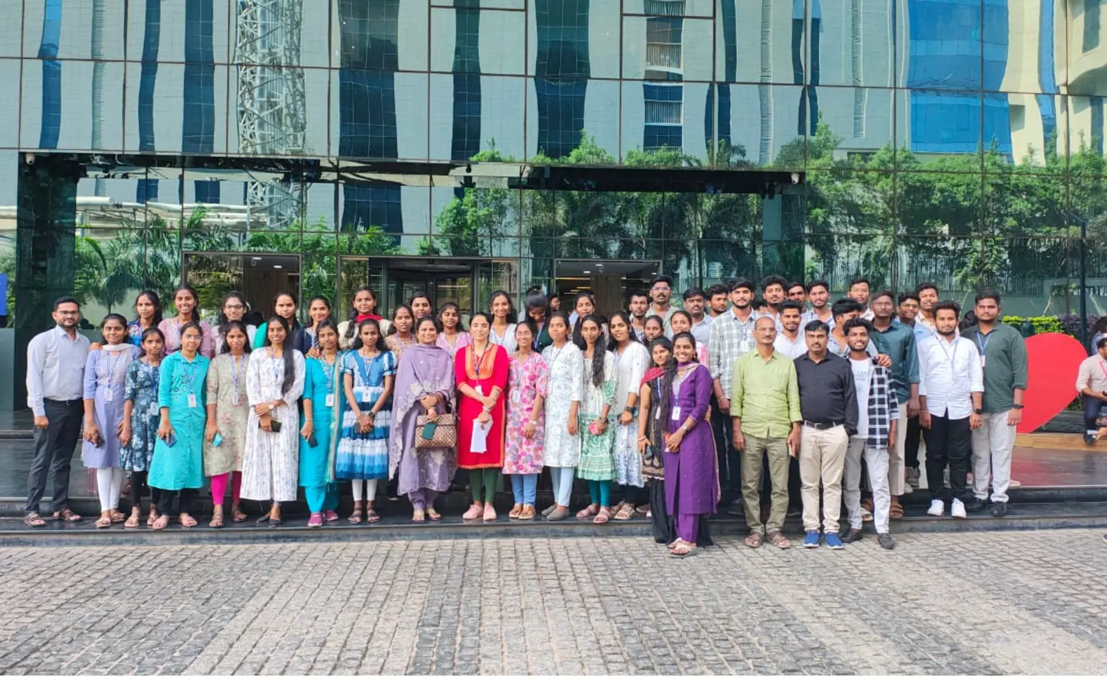 Mims Degree College campus