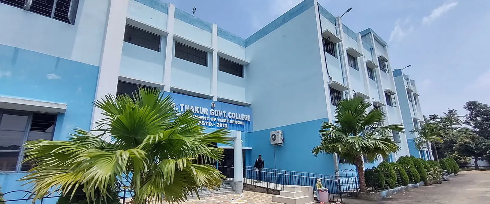 P. R. Thakur Govt. College campus