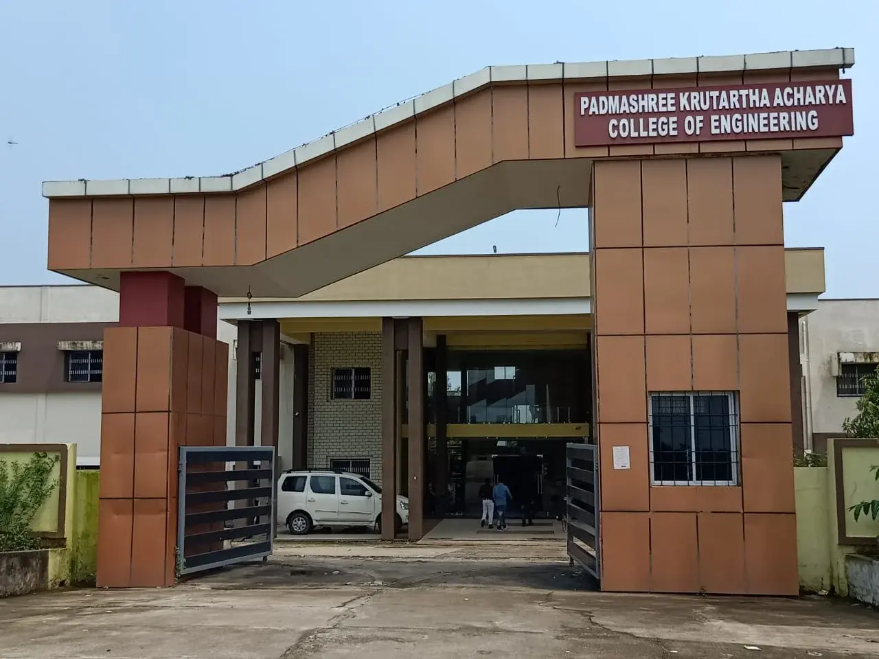 Padmashree Krutartha Acharya Institute of Engineering & Technology, Bergarh campus