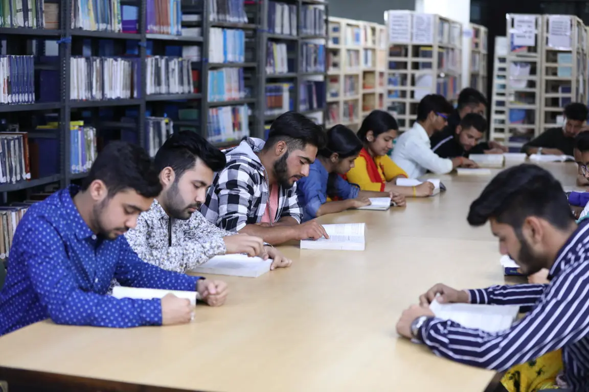 Pt Raghuveer Sharan Memorial Law College campus