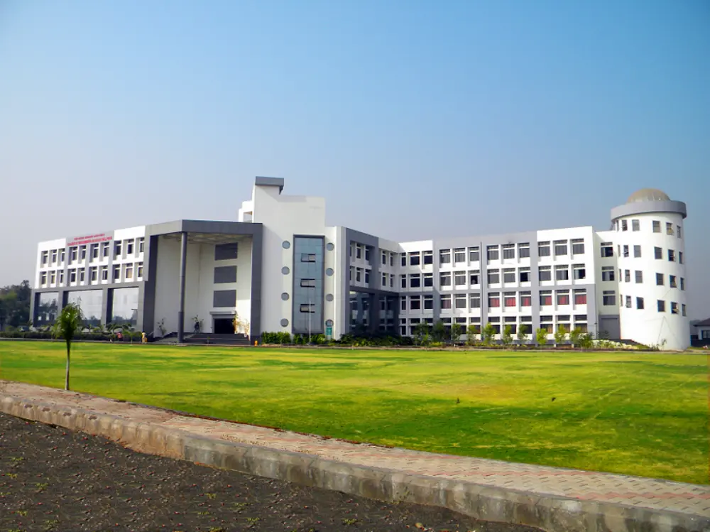 Pune District Education Association’s College of Engineering campus