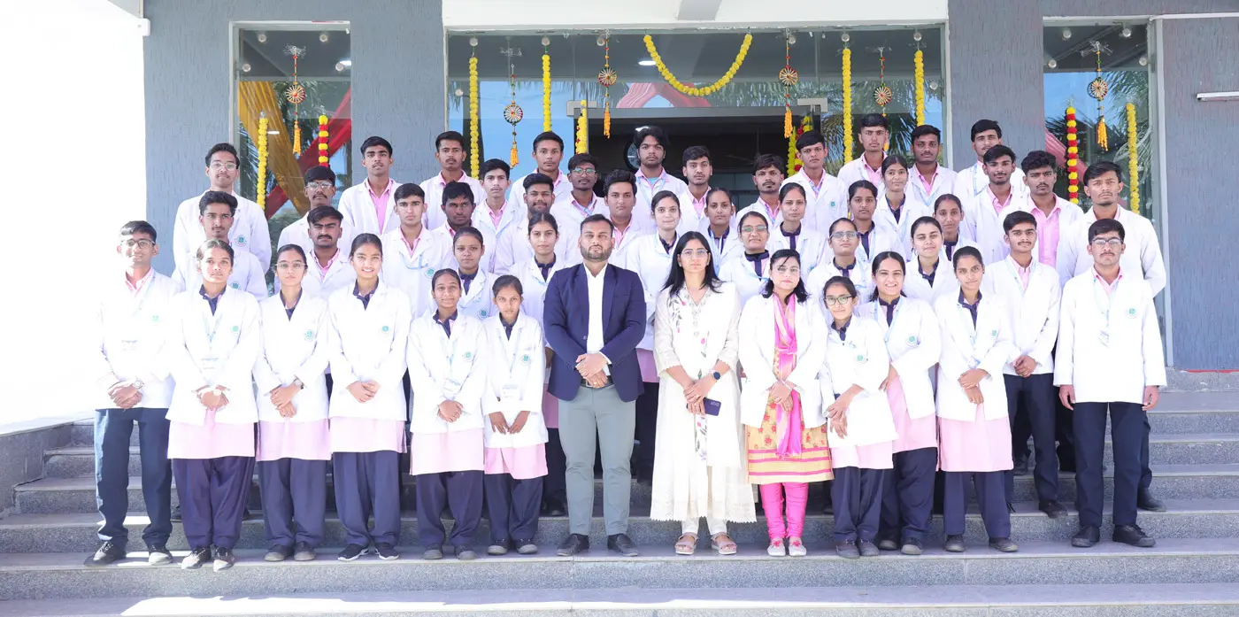R R College of Nursing campus