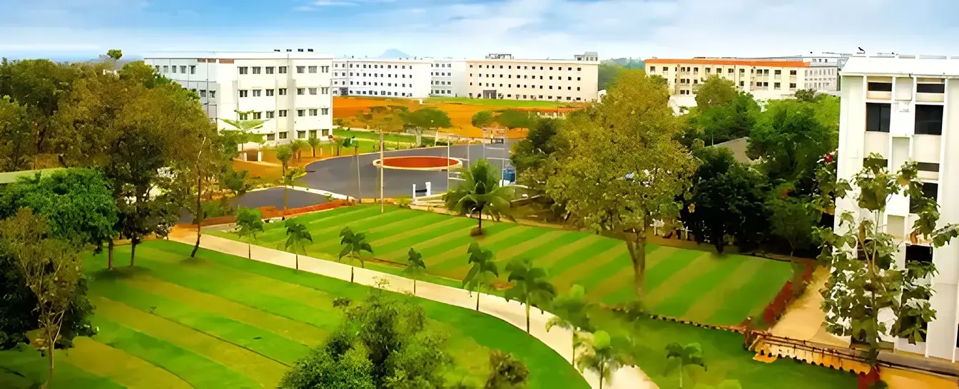 Raghu Engineering College, Dakamarri Village, Bheemunipatnam Mandal, PIN campus