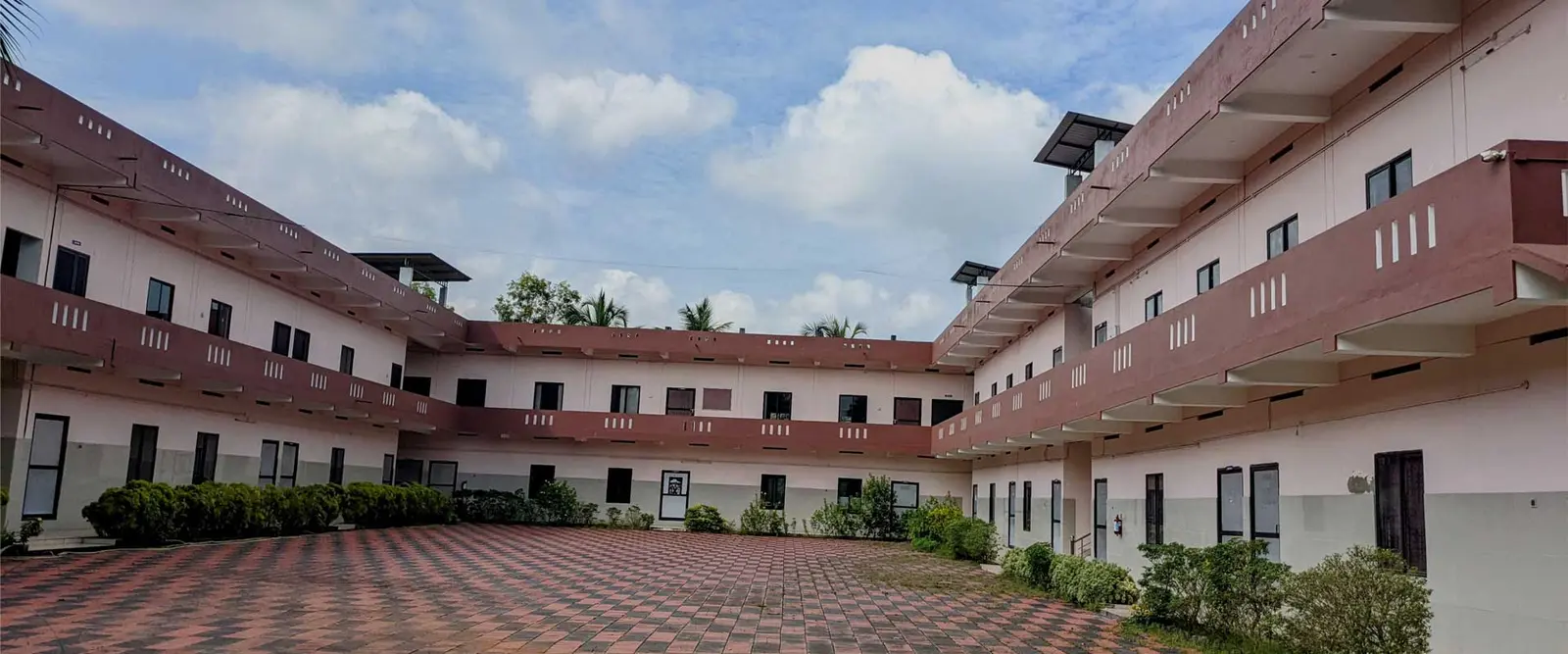 Red Crescent College of Nursing campus
