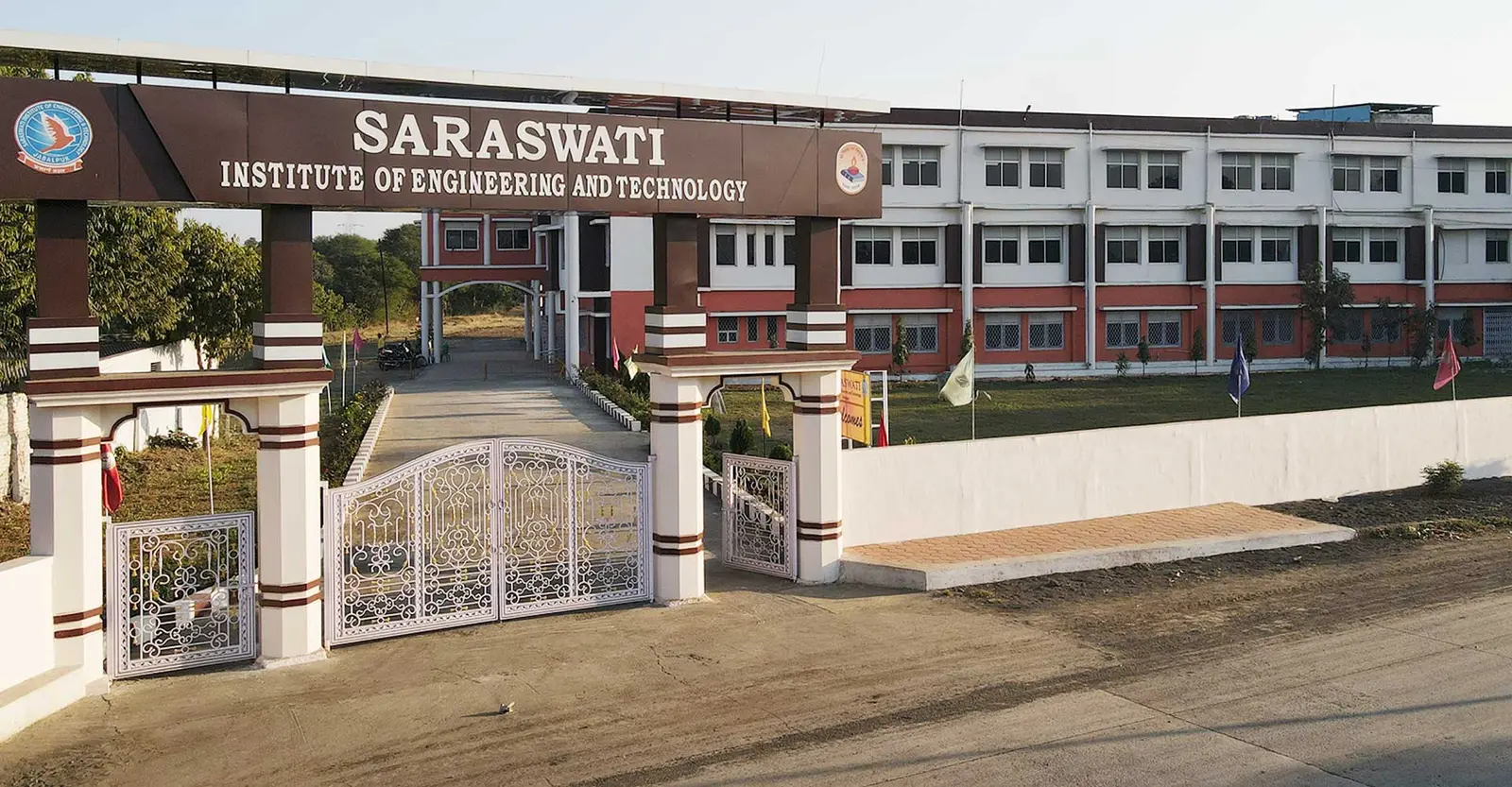 Saraswati Institute of Engineering & Technology(Jabalpur) campus