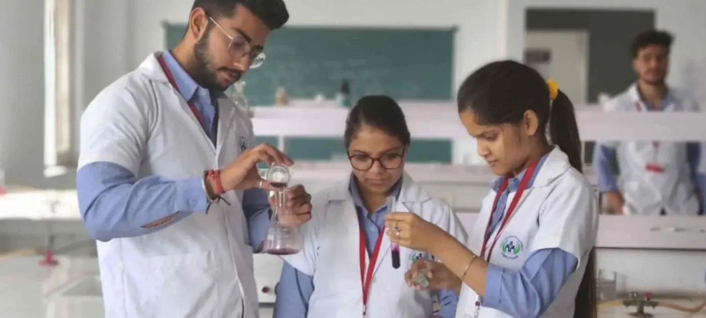 Shaheed Bhagat Singh College of Pharmacy campus