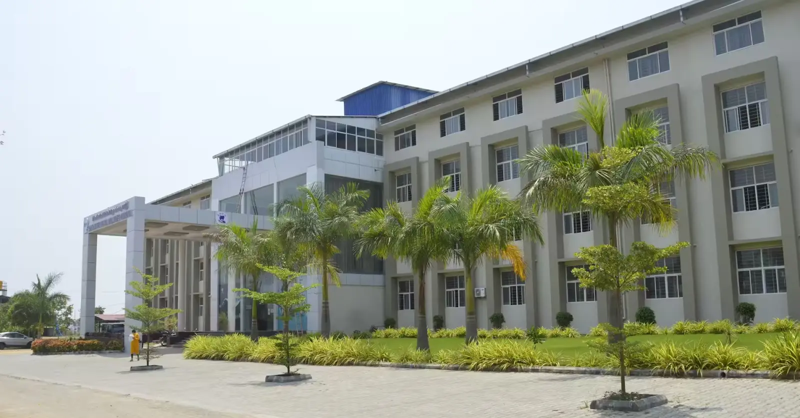Sharavathi Dental College campus