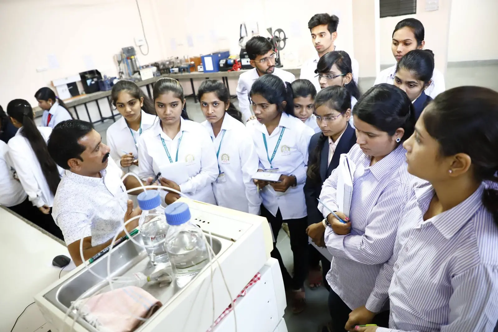 Shram Sadhana Bombay Trust's Institute of Pharmacy campus