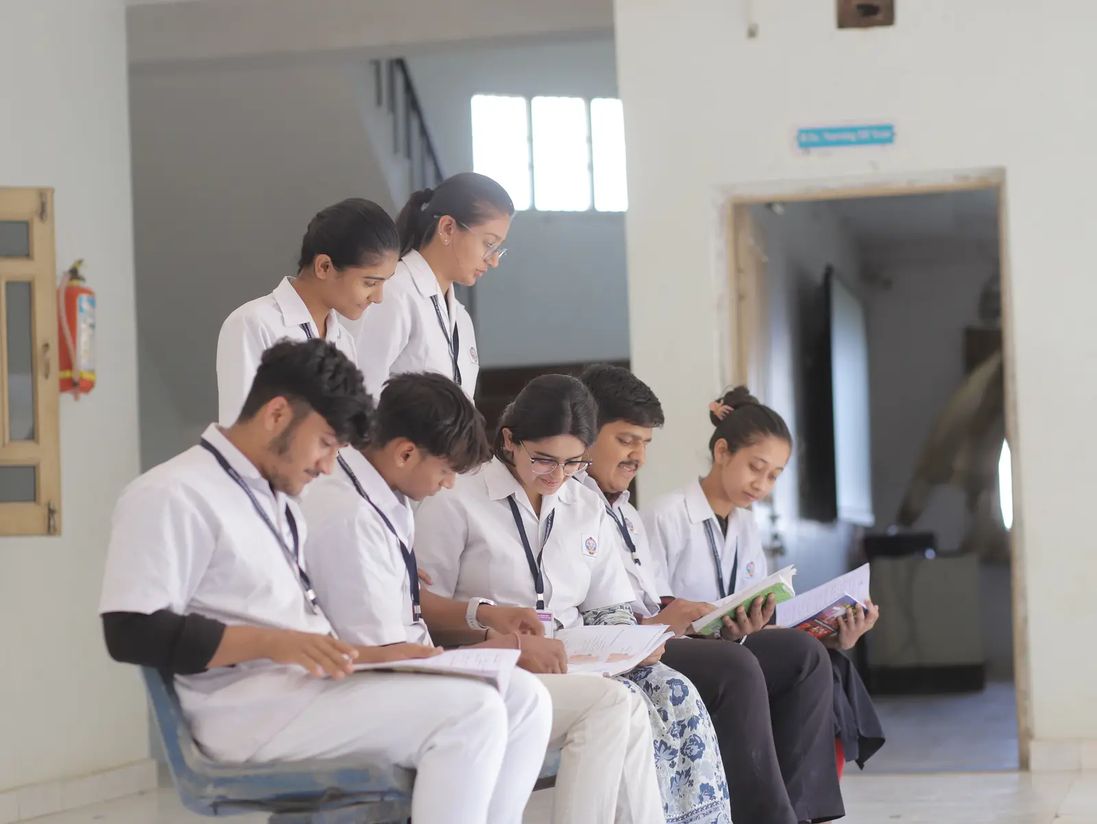 Shree Sahjanand Institute of Nursing College campus