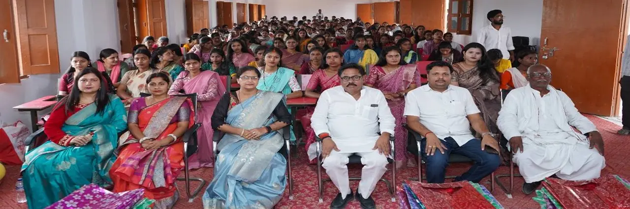 Shri Babu Nandan Adarsh Mahavidyalaya campus