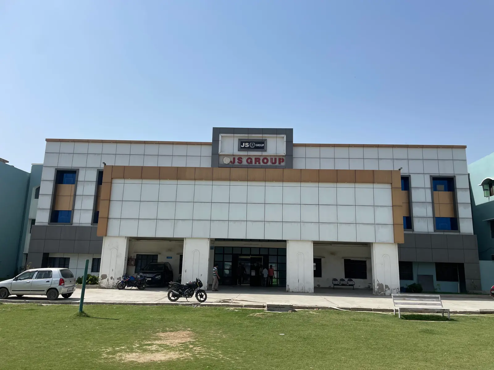 Shri Babu Singh Jay Singh Ayurvedic Medical College and Hospital campus