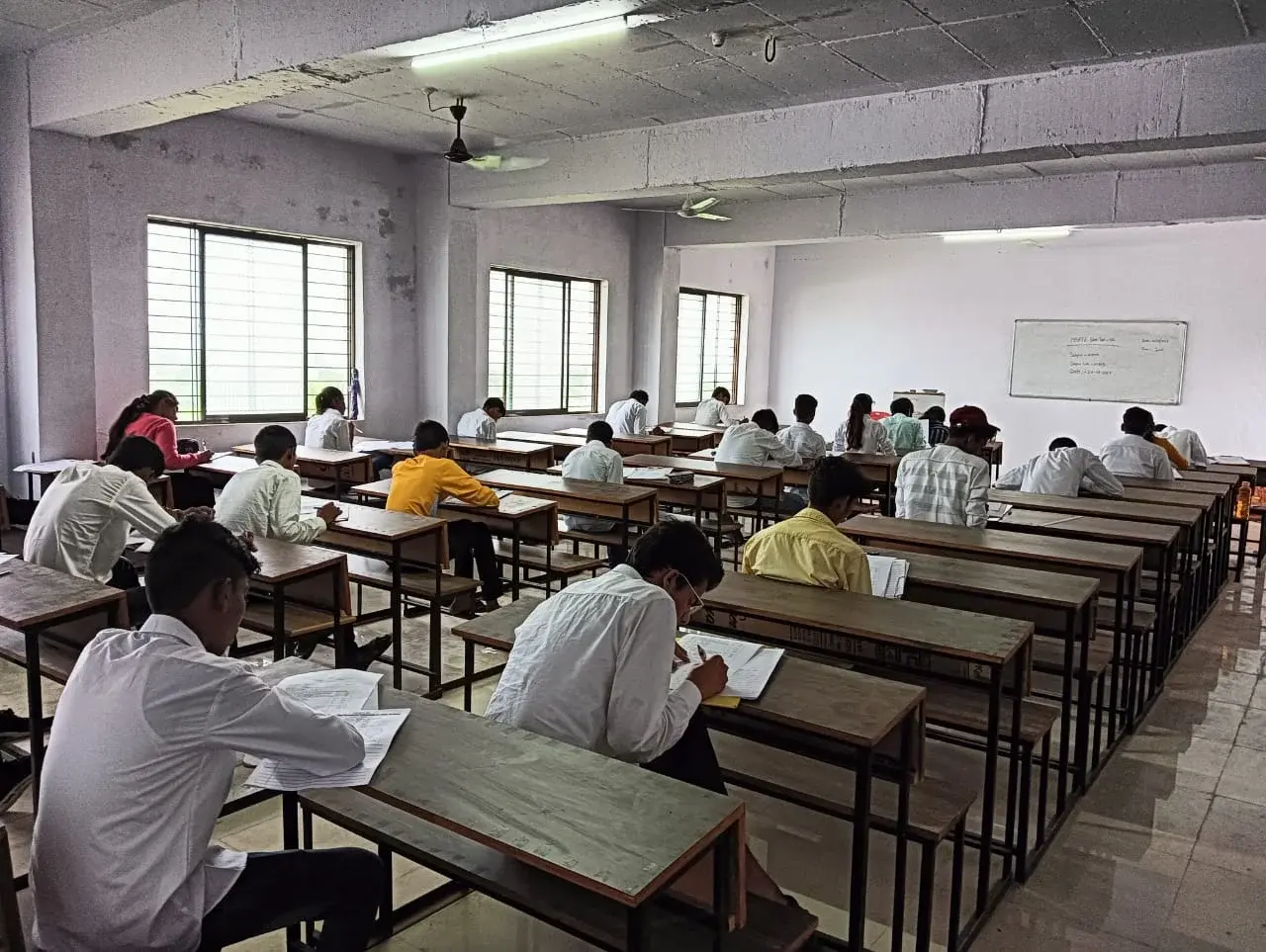 Shri Ramkrishna Paramhans Polytechnic Institute campus