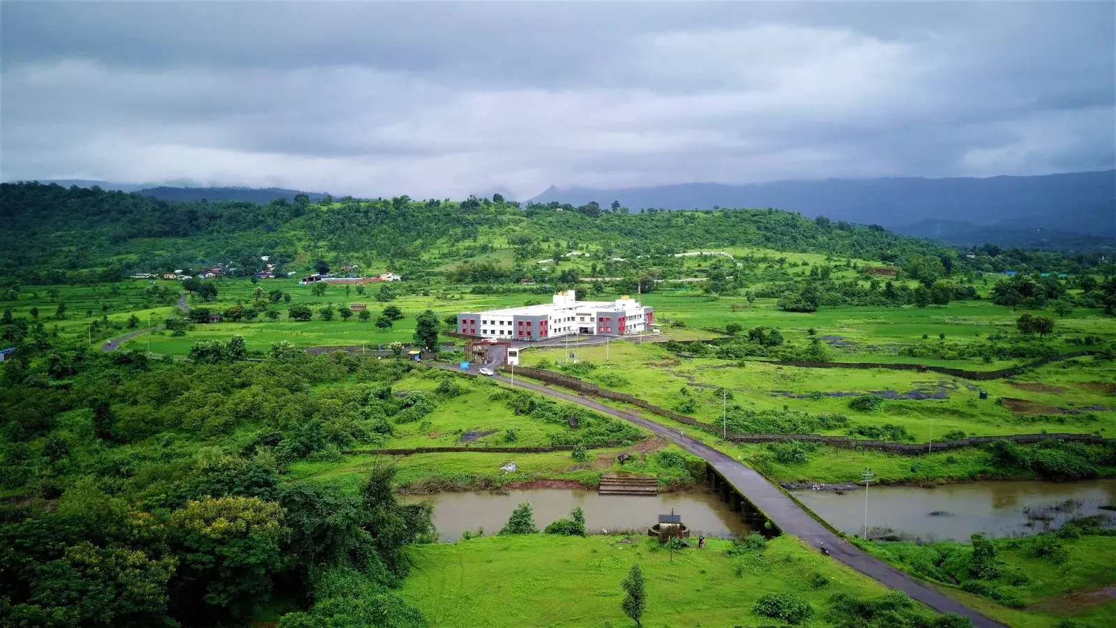 Shrimad Rajchandra Aatma Tatva Research Centres Shree Raj College campus