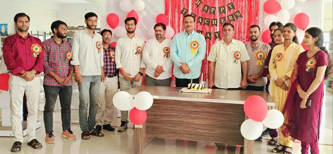 Suyash Institute of Pharmacy campus