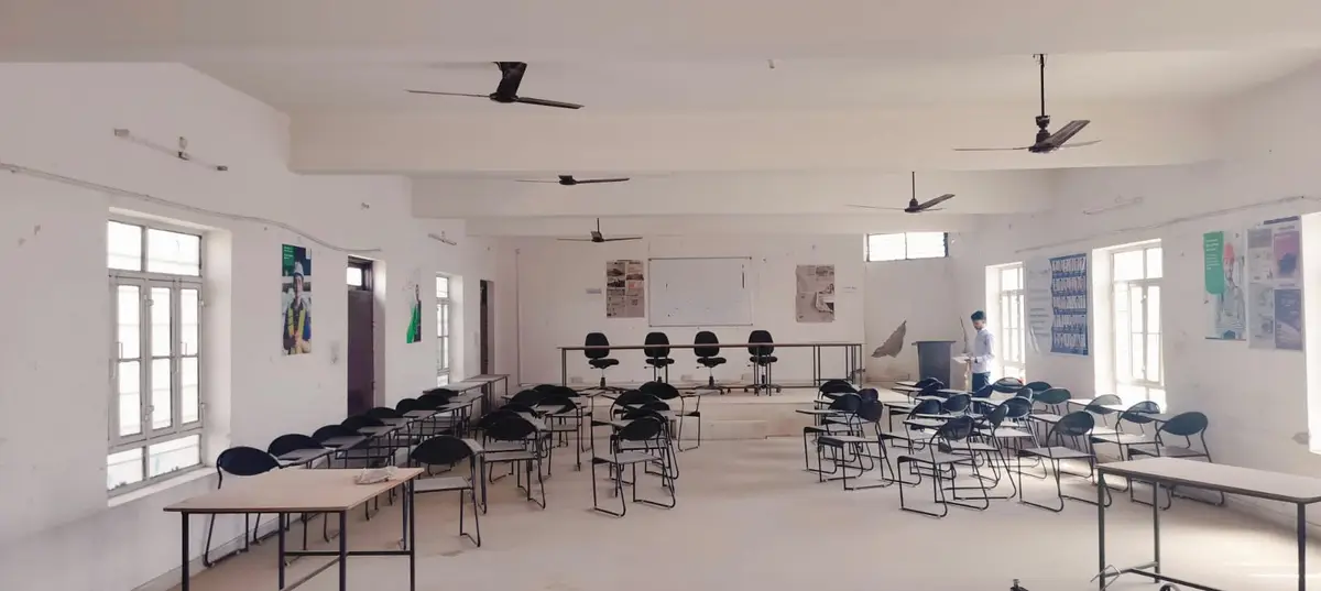A N TT College: campus photo 8