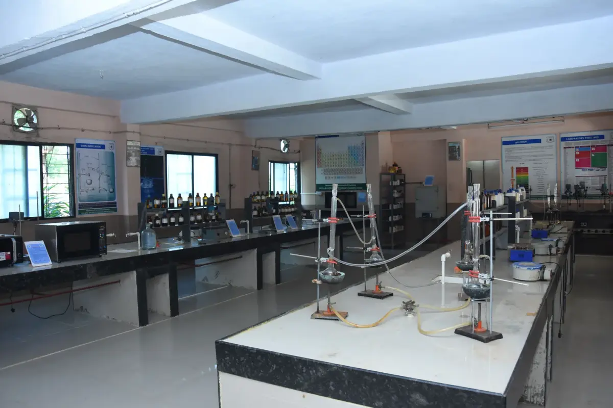 A.R.A. College of Pharmacy, Dhule.: campus photo 1