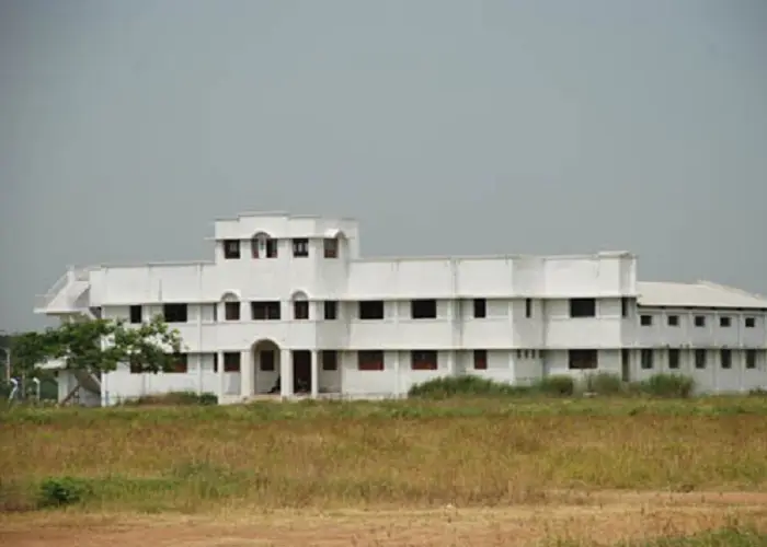 A R J Polytechnic College Edayarnatham: campus photo 3