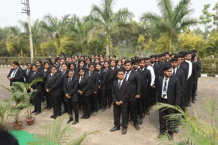 A R Law College campus photo 6