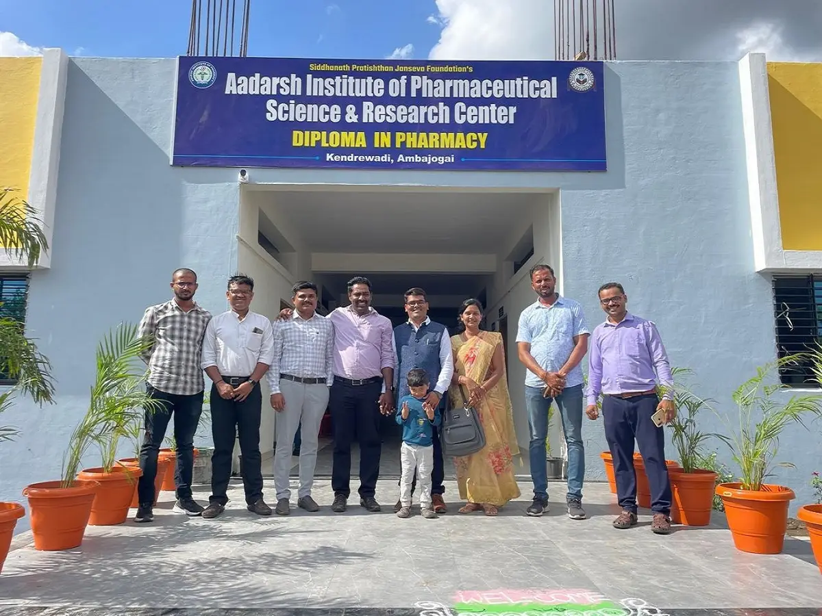 Aadarsh Institute of Pharmaceutical Science and Research Center: campus photo 1