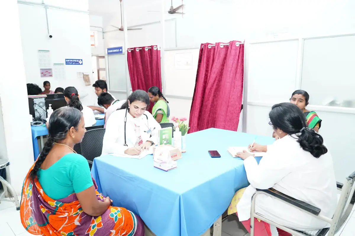 Aarupadai Veedu Medical College and Hospital campus photo 3