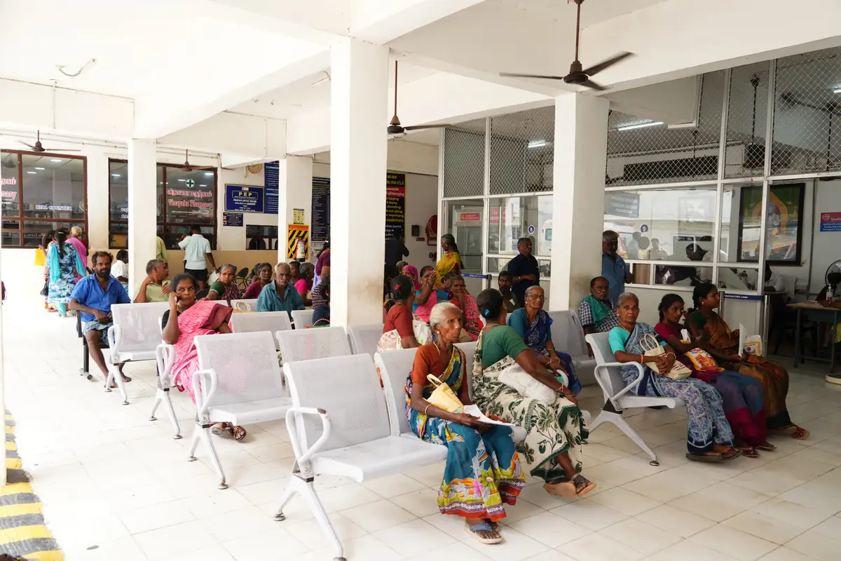 Aarupadai Veedu Medical College and Hospital campus photo 2