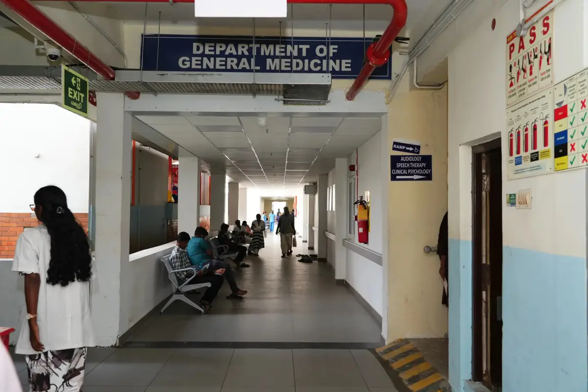 Aarupadai Veedu Medical College and Hospital campus photo 4